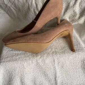 Elegant Women's Beige Heels